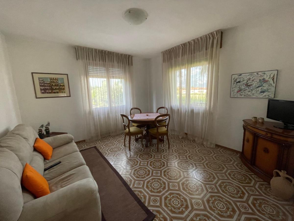 Appartamento Lucia Torbole Sul Garda Exterior foto